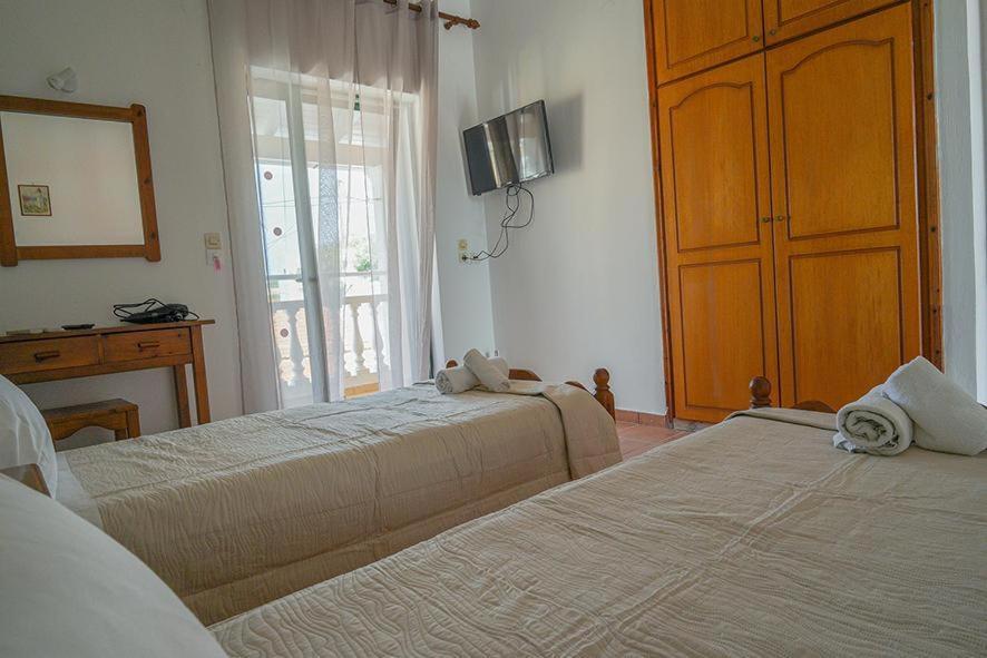 Aris Seaside Issos Beach Agios Georgios  Exterior foto