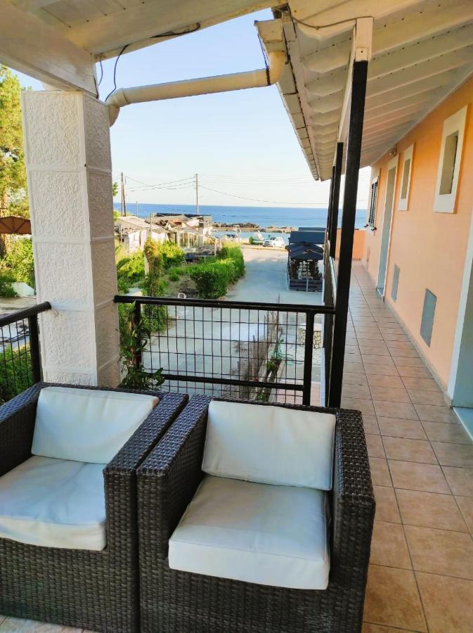 Aris Seaside Issos Beach Agios Georgios  Exterior foto